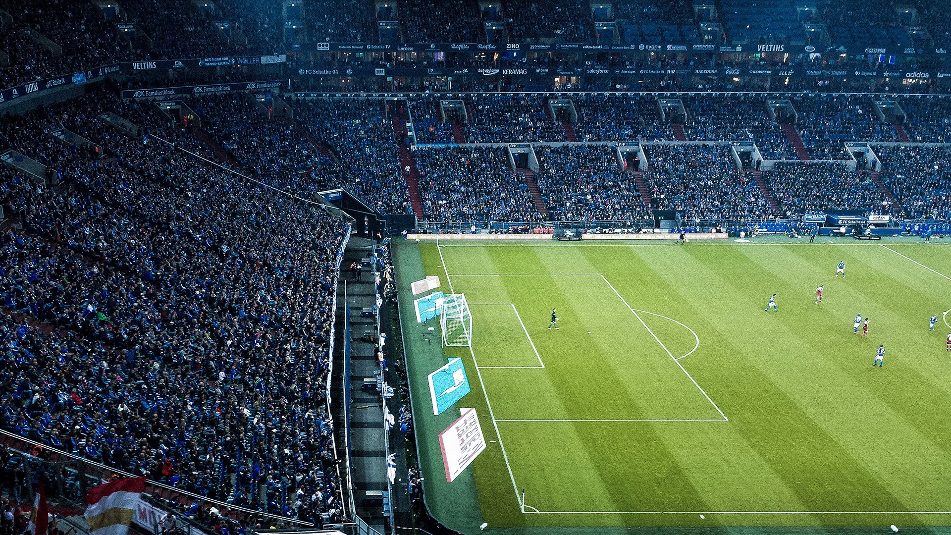 开云体育平台APP-法国队轻取丹麦队，石宇奇惊艳四座—体育之夜的两种胜利